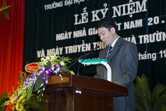 Kỷ niệm 32 năm Ngày nhà giáo Việt Nam 20-11 và 69 năm ngày truyền thống nhà trường 29-11