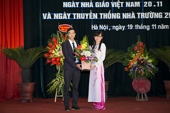 Kỷ niệm 32 năm Ngày nhà giáo Việt Nam 20-11 và 69 năm ngày truyền thống nhà trường 29-11