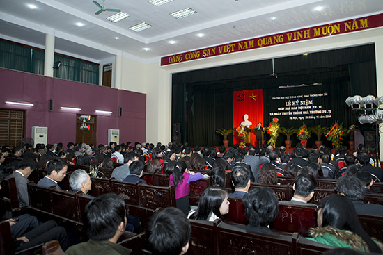 Kỷ niệm 32 năm Ngày nhà giáo Việt Nam 20-11 và 69 năm ngày truyền thống nhà trường 29-11