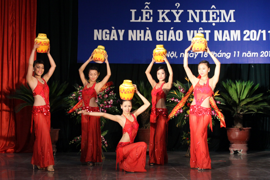 Lễ kỷ niệm ngày nhà giáo việt nam 20/11