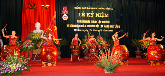 Lễ kỷ niệm 65 năm ngày thành lập trường và đón nhận Huân chương độc lập hạng Nhất lần thứ 2