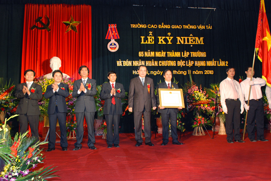 Lễ kỷ niệm 65 năm ngày thành lập trường và đón nhận Huân chương độc lập hạng Nhất lần thứ 2
