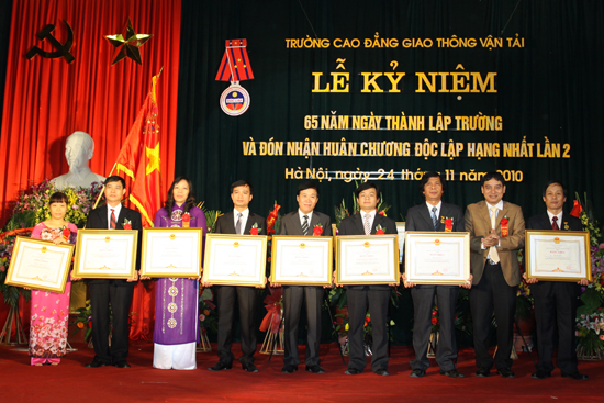 Lễ kỷ niệm 65 năm ngày thành lập trường và đón nhận Huân chương độc lập hạng Nhất lần thứ 2