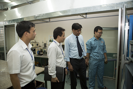 Bí thư thứ 2 đại sứ quán Ấn Độ tại Hà Nội thăm và làm việc tại trường