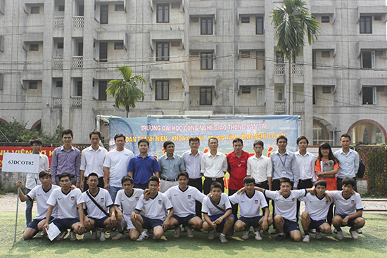 Giải bóng đá nam sinh viên ngành Cơ khí năm học 2014-2015