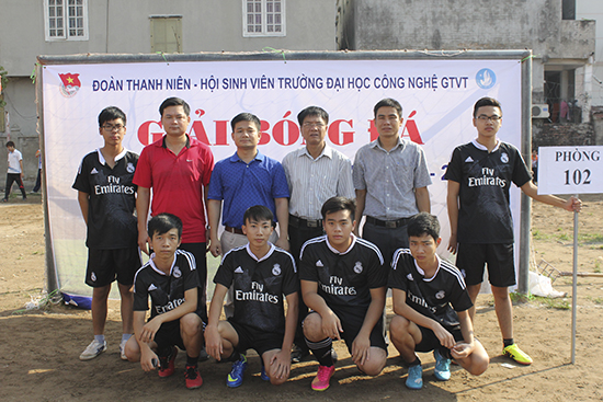 Khai mạc giải bóng đá nam nữ Hội sinh viên ký túc xá 2014