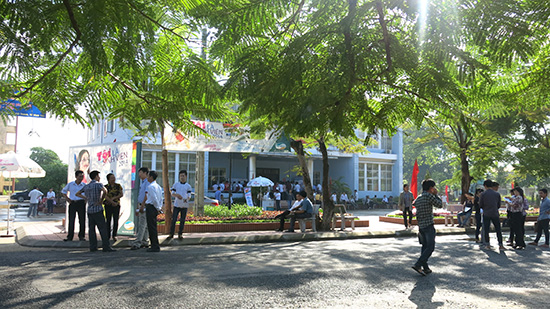 Hơn 2000 tân sinh viên K65 nhập học