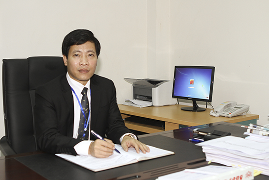 Phó hiệu trưởng: TS. Nguyễn Hoàng Long