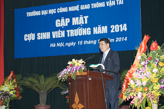 Gặp mặt cựu sinh viên trường năm 2014