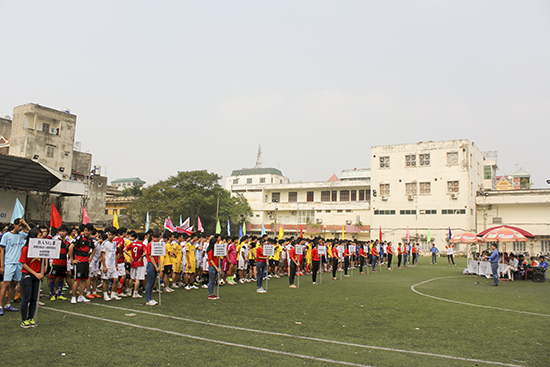 Khai mạc giải bóng đá sinh viên khoa công trình năm 2014