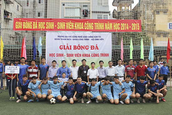 Khai mạc giải bóng đá sinh viên khoa công trình năm 2014