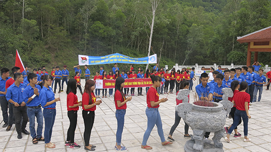 Tuổi trẻ UTT với hành trình tri ân các anh hùng liệt sỹ