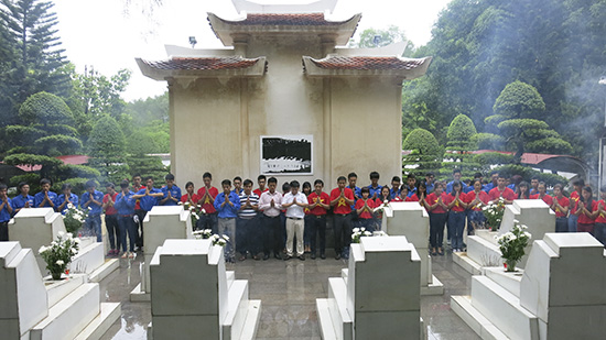 Tuổi trẻ UTT với hành trình tri ân các anh hùng liệt sỹ