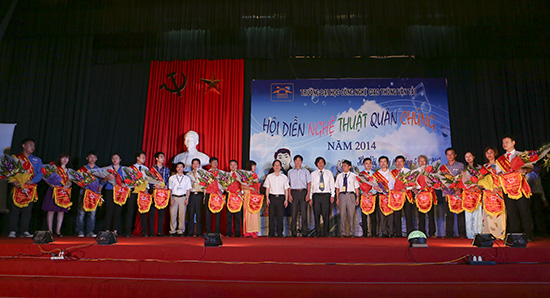 Hội diễn nghệ thuật quần chúng lần thứ 2 năm 2014