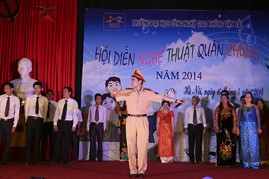 Hội diễn nghệ thuật quần chúng lần thứ 2 năm 2014