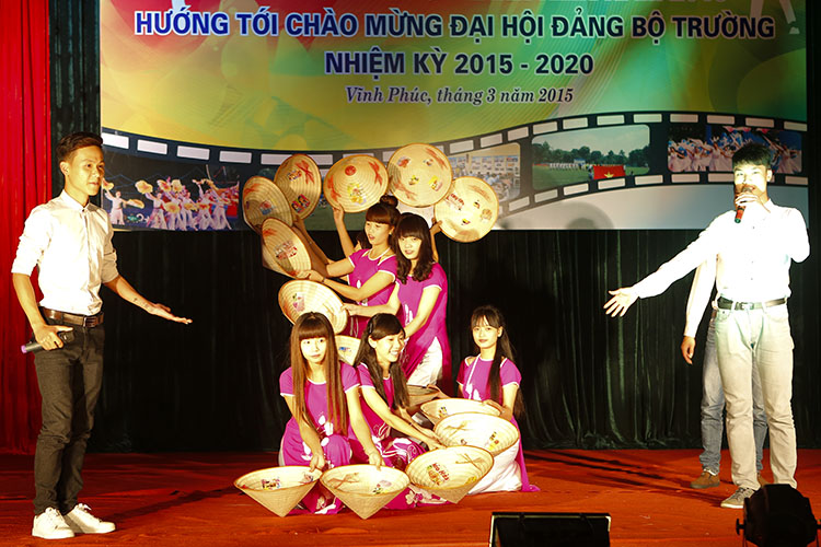 Hội diễn văn nghệ Chào mừng Tháng Thanh niên năm 2015 tại Cơ sở đào tạo Vĩnh Phúc