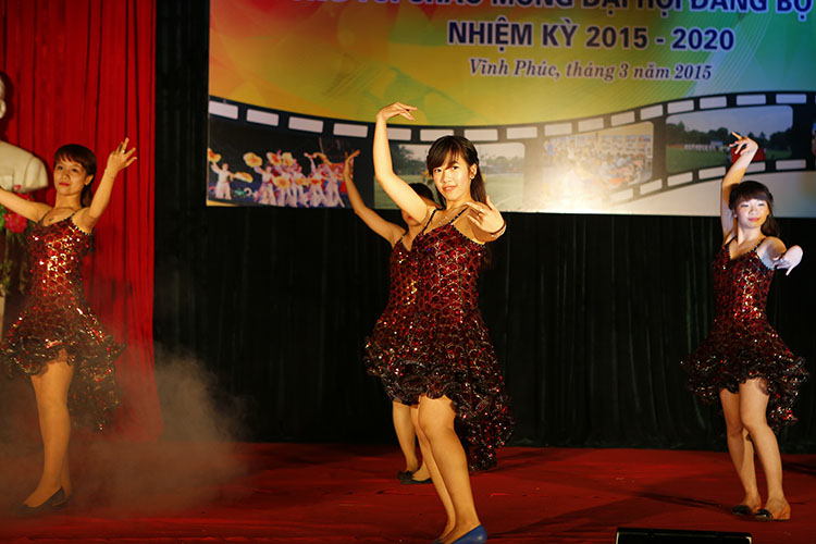 Hội diễn văn nghệ Chào mừng Tháng Thanh niên năm 2015 tại Cơ sở đào tạo Vĩnh Phúc