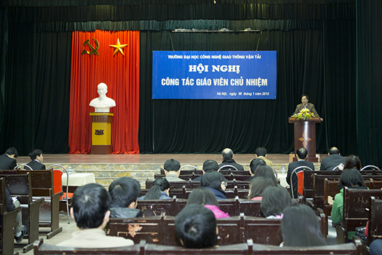 Hội nghị tổng kết công tác giáo viên chủ nhiệm và cố vấn học tập năm học 2013-2014