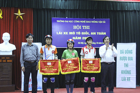 Hội thi lái xe mô tô giỏi, an toàn năm 2014