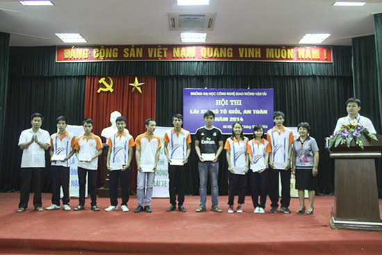 Hội thi lái xe mô tô giỏi, an toàn năm 2014