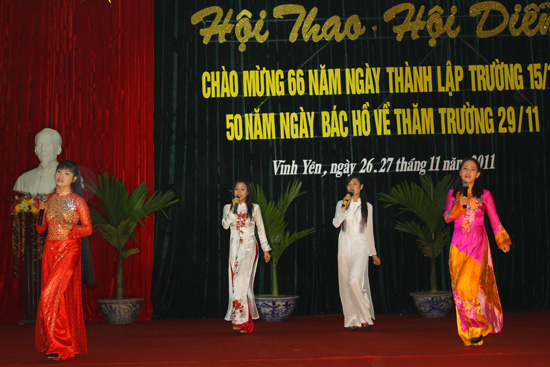 (utt.edu.vn)Hội thao hội diễn 2011 (utt.edu.vn)Hội thao hội diễn 2011