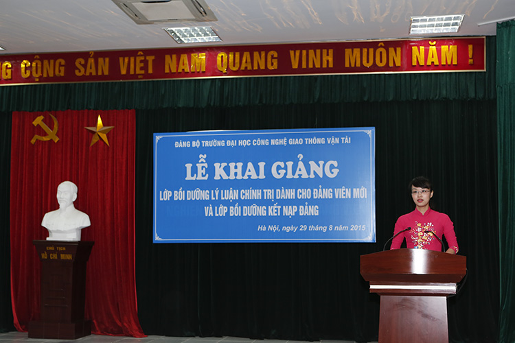 Lớp bồi dưỡng LLCT