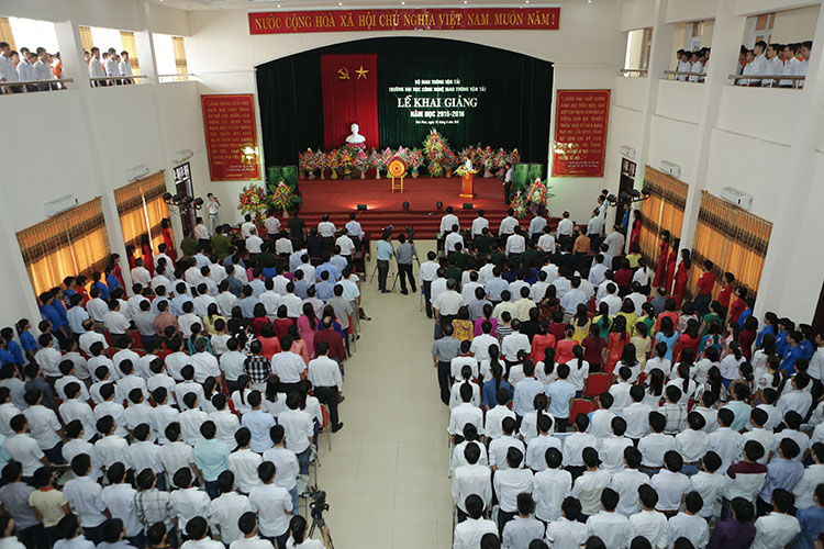 Lễ khai giảng năm học mới, Bộ trưởng Đinh La Thăng