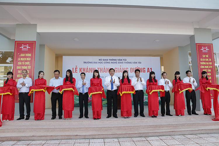 Lễ khai giảng năm học mới, Trường Đại học Công nghệ GTVT