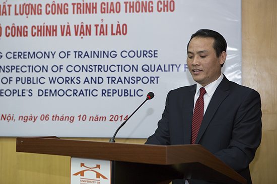Khai giảng Lớp thí nghiệm viên kiểm tra chất lượng công trình giao thông cho Bộ Công chính và Vận tải Lào