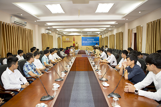 Khai giảng Lớp cầu đường tiếng anh khóa 65