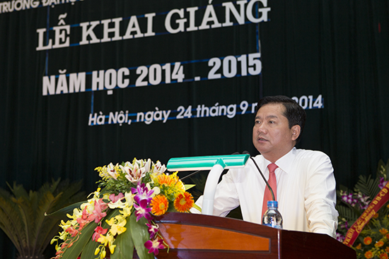 Khai giảng năm học mới 2014 - 2015