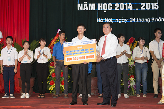 Khai giảng năm học mới 2014 - 2015