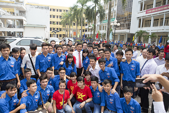 Khai giảng năm học mới 2014 - 2015