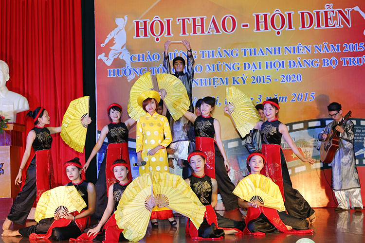 Khai mạc Hội diễn văn nghệ Chào mừng Tháng Thanh niên năm 2015
