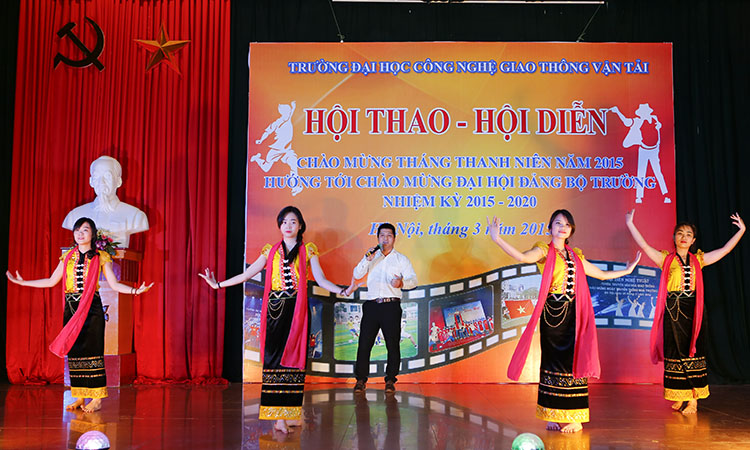 Khai mạc Hội diễn văn nghệ Chào mừng Tháng Thanh niên năm 2015
