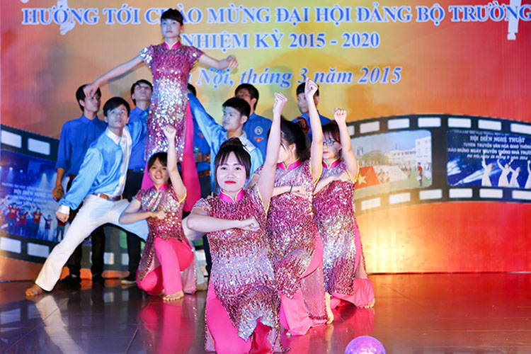 Khai mạc Hội diễn văn nghệ Chào mừng Tháng Thanh niên năm 2015