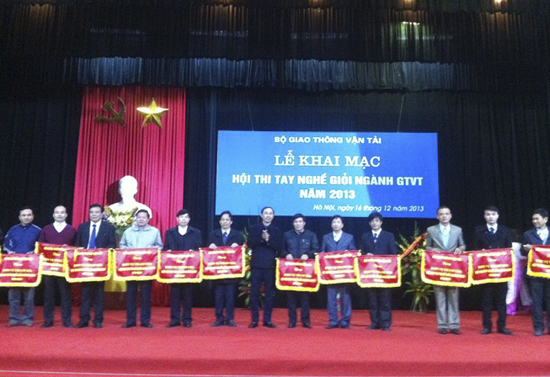 Khai mạc hội thi tay nghề giỏi ngành GTVT 2013