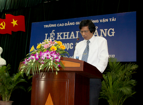 Lễ khai giảng năm học 2010-2011 trường Cao đẳng GTVT