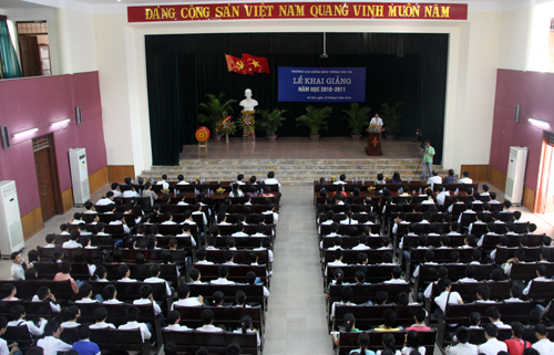 Lễ khai giảng năm học 2010-2011 trường Cao đẳng GTVT