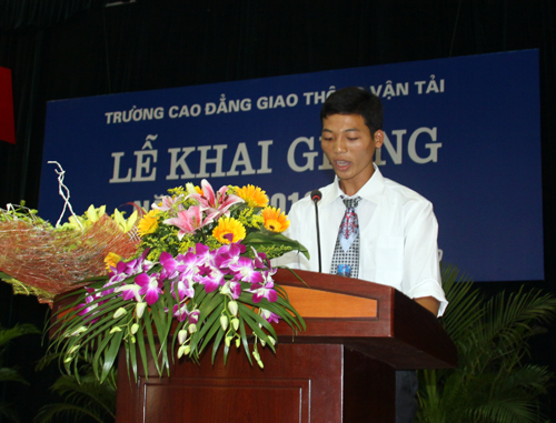 Lễ khai giảng năm học 2010-2011 trường Cao đẳng GTVT