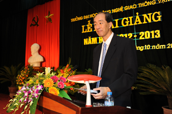 Khai giảng năm học 2012 - 2013
