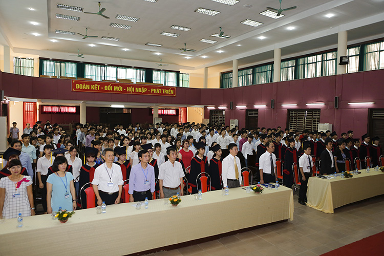 Lễ Bế giảng và trao Bằng tốt nghiệp K63