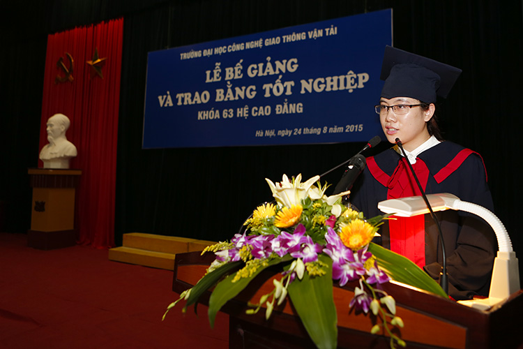 Lễ Bế giảng và trao Bằng tốt nghiệp K63