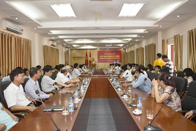 Lễ công bố Quyết định bổ nhiệm Hiệu trưởng nhiệm kỳ 2015-2020