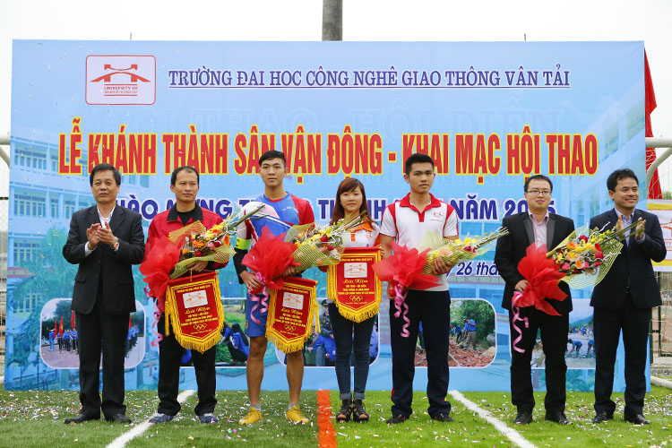 Lễ Khánh thành sân vận động - Khai mạc Hội thao chào mừng tháng Thanh niên năm 2015