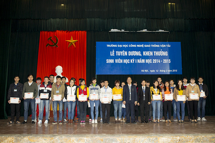 Tuyên dương sinh viên học kỳ I năm học 2014 - 2015