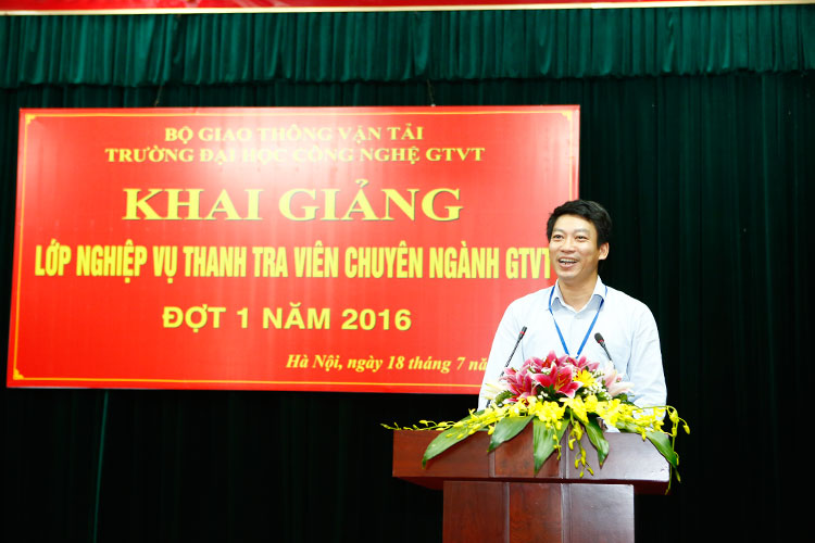pgs.ts. dao van dong
