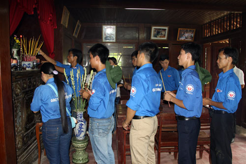 Hành trình thắp lửa truyền thống, tri ân nguồn cội tại Quảng Trị