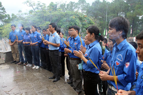 Hành trình thắp lửa truyền thống, tri ân nguồn cội tại Quảng Trị