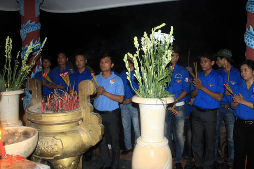 Hành trình thắp lửa truyền thống, tri ân nguồn cội tại Quảng Trị